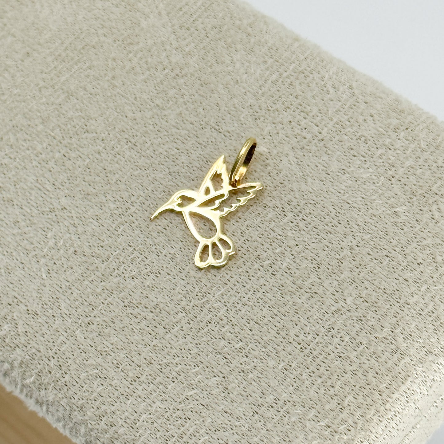 Dije Colibrí Essence