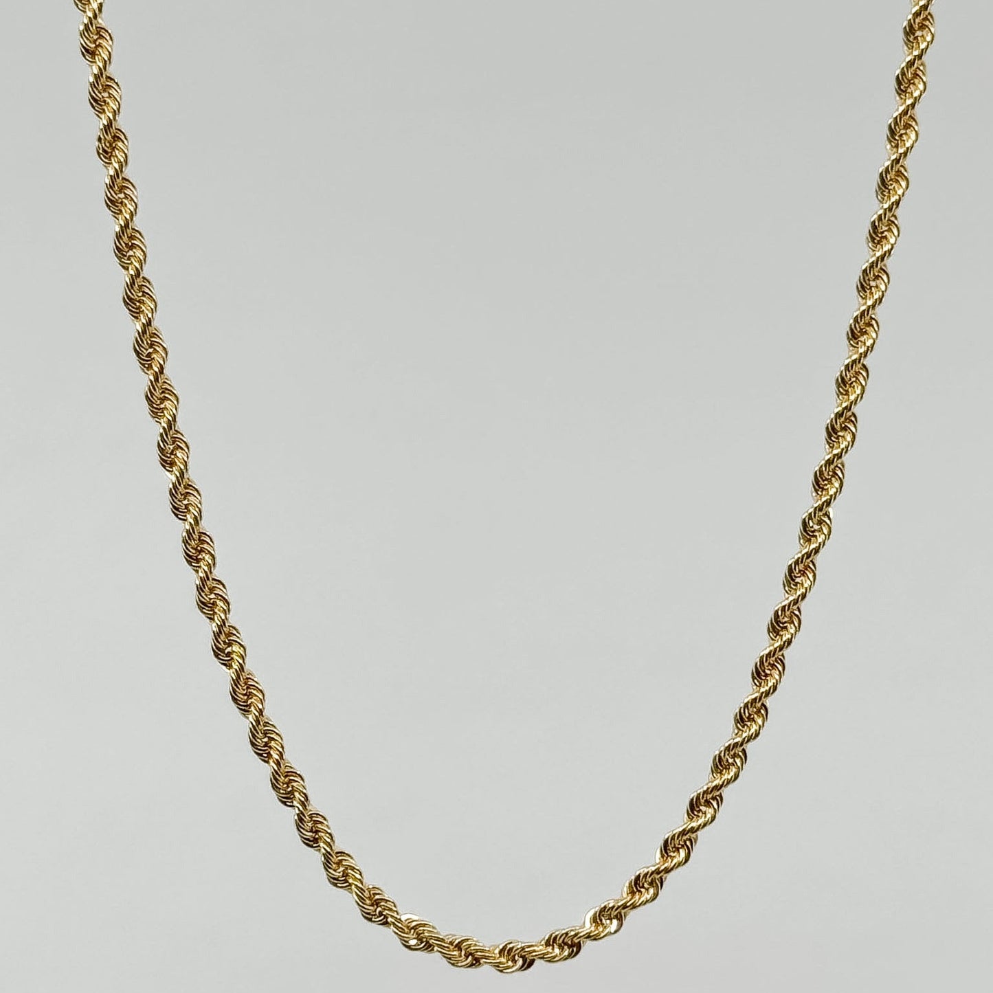 Cadena Torzal Clásica en Oro 18K – 70 cm