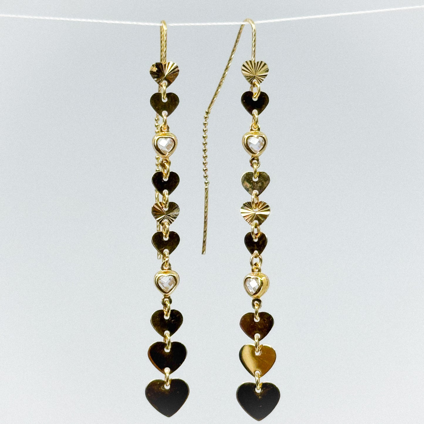 Aretes Lluvia de Corazones de Oro 18k