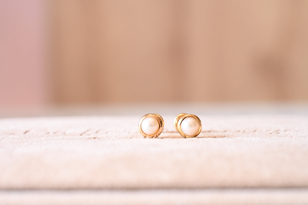 Aretes Dulce Perla en Oro 18K