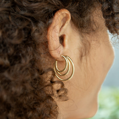 Aretes Argolla Triple Esencia