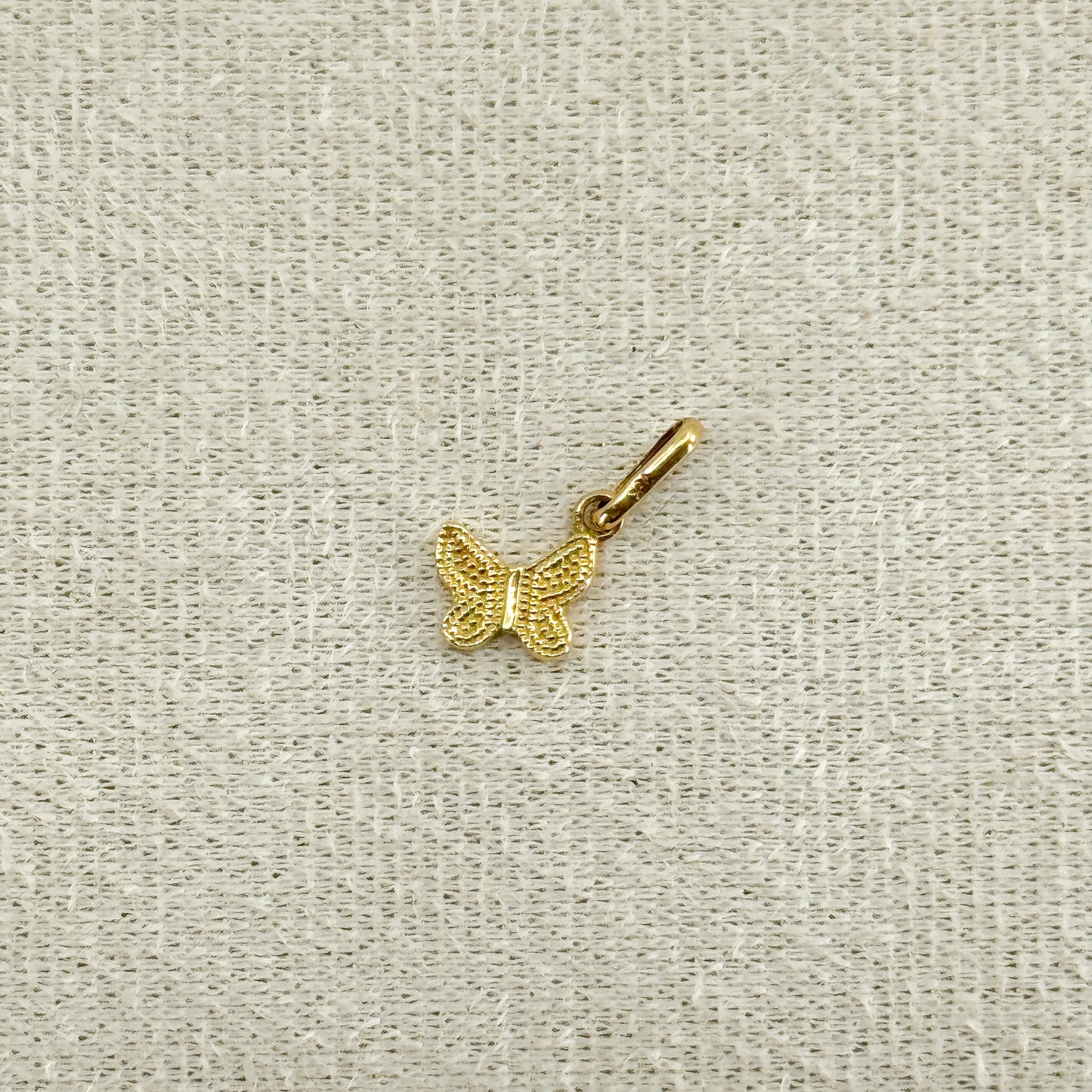 Dije Mariposa Dual oro 18k ✨