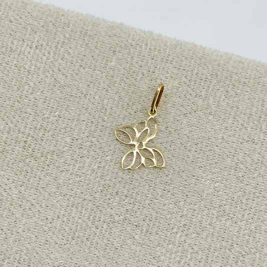 Dije Mariposa Suspendida oro 18k ✨