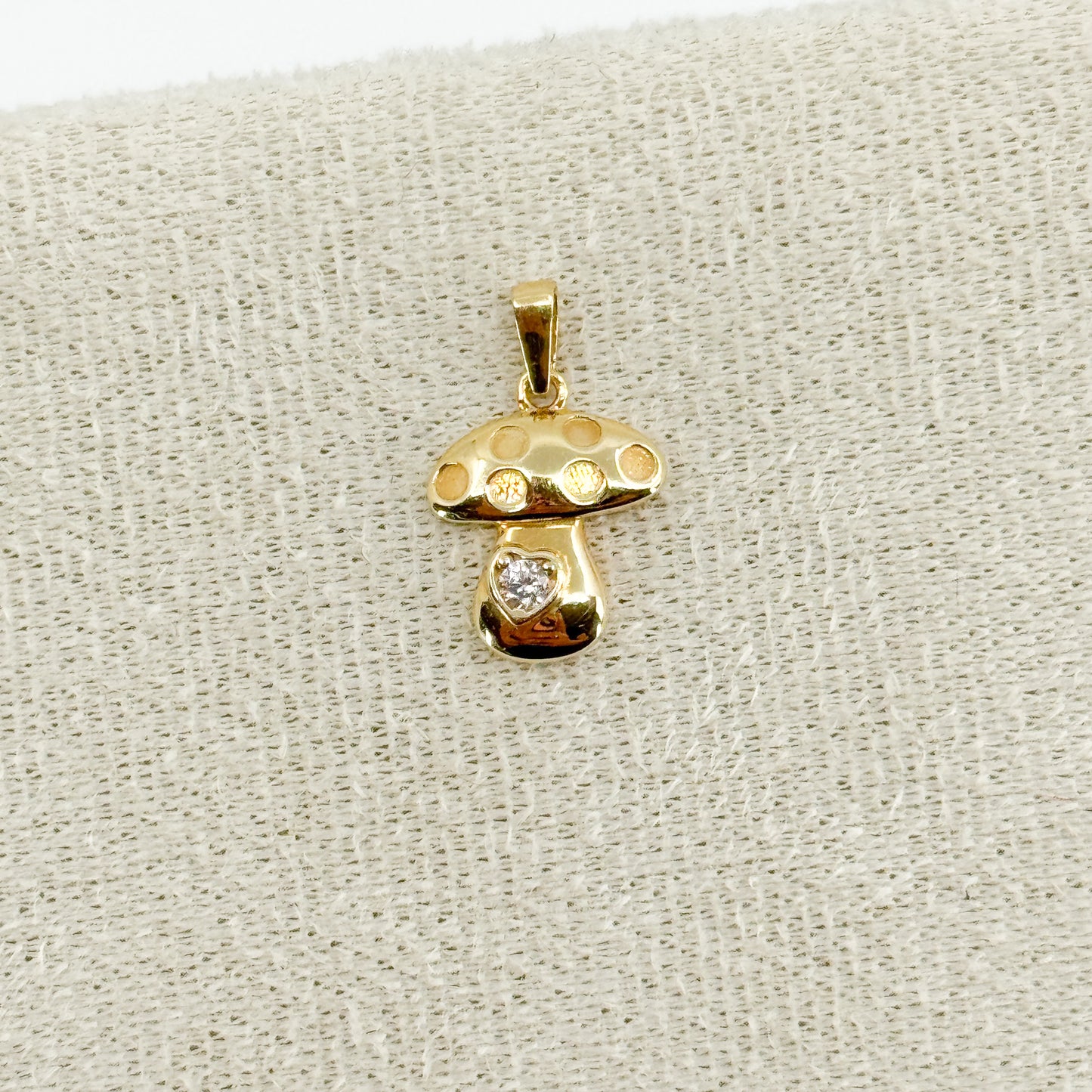 Dije “Hongo de Luz”