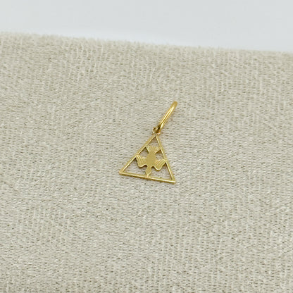 Dije “Triángulo de la Paz”