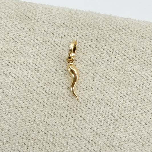 Dije “Cornicello Dorado”