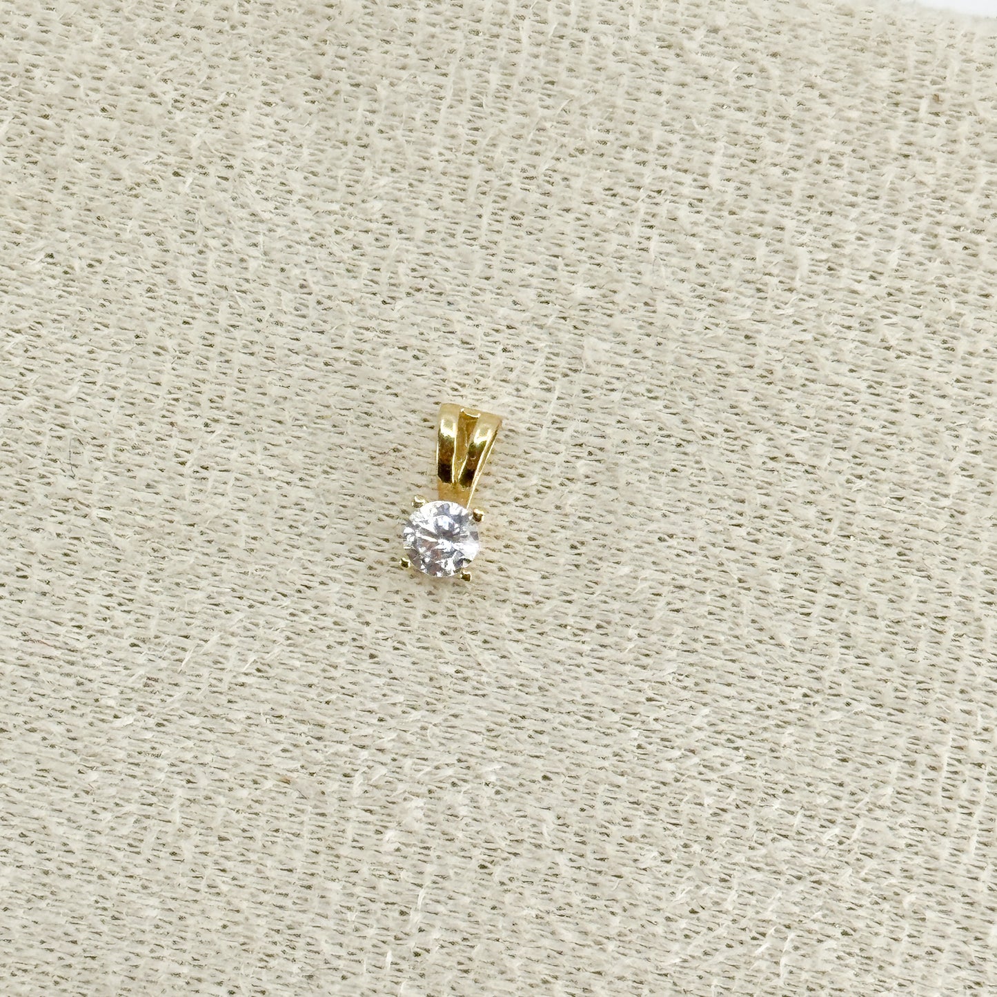Dije Punto de Luz Alma✨ Oro 18k