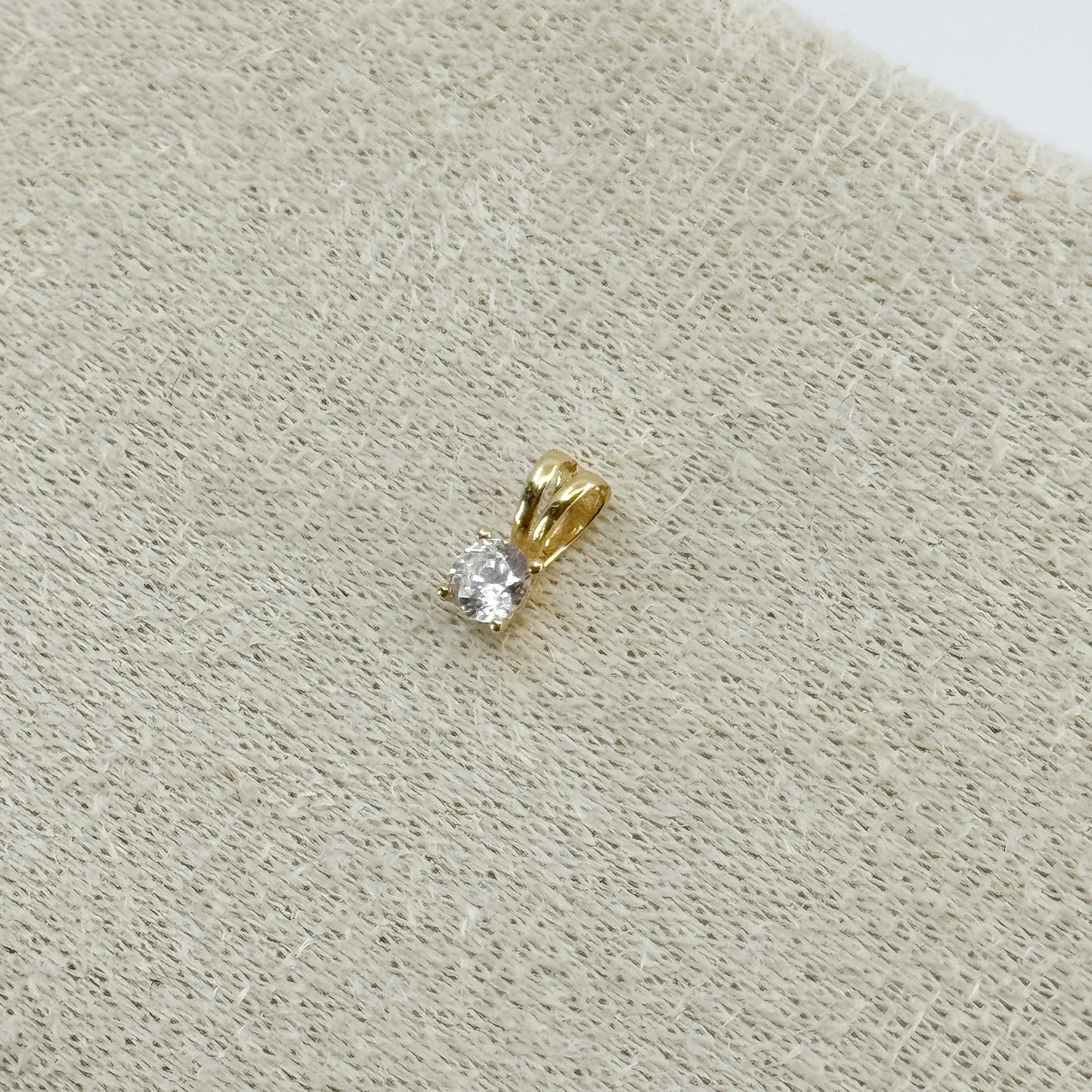 Dije Punto de Luz Alma✨ Oro 18k