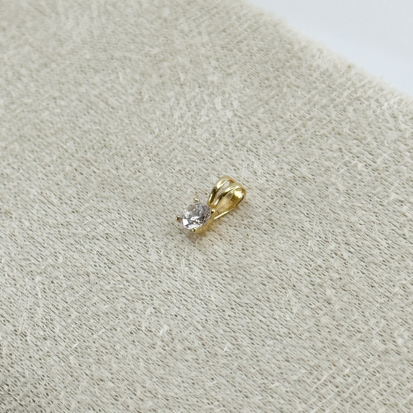 Dije Punto de Luz Alma✨ Oro 18k