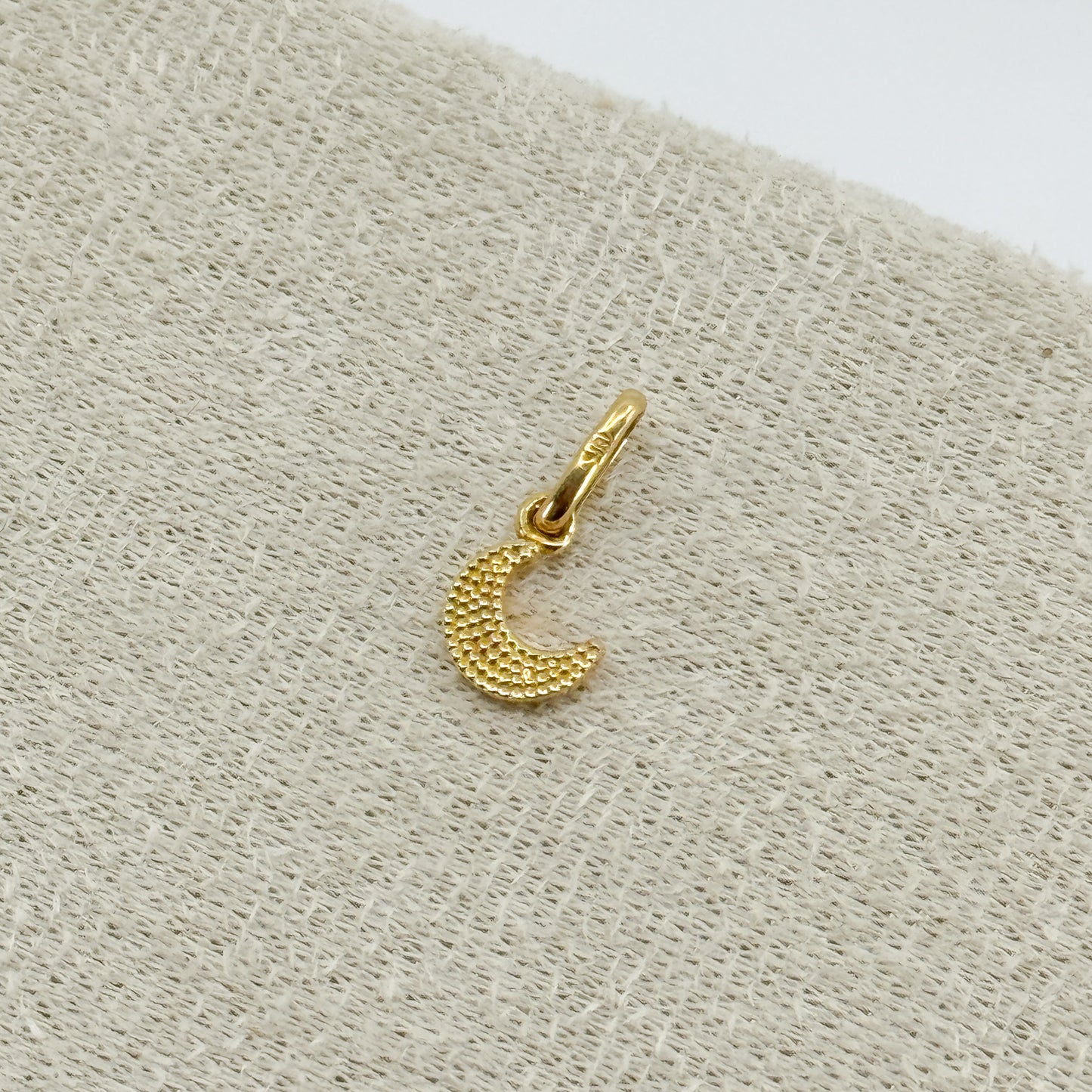 Dije “Luna Forestal”