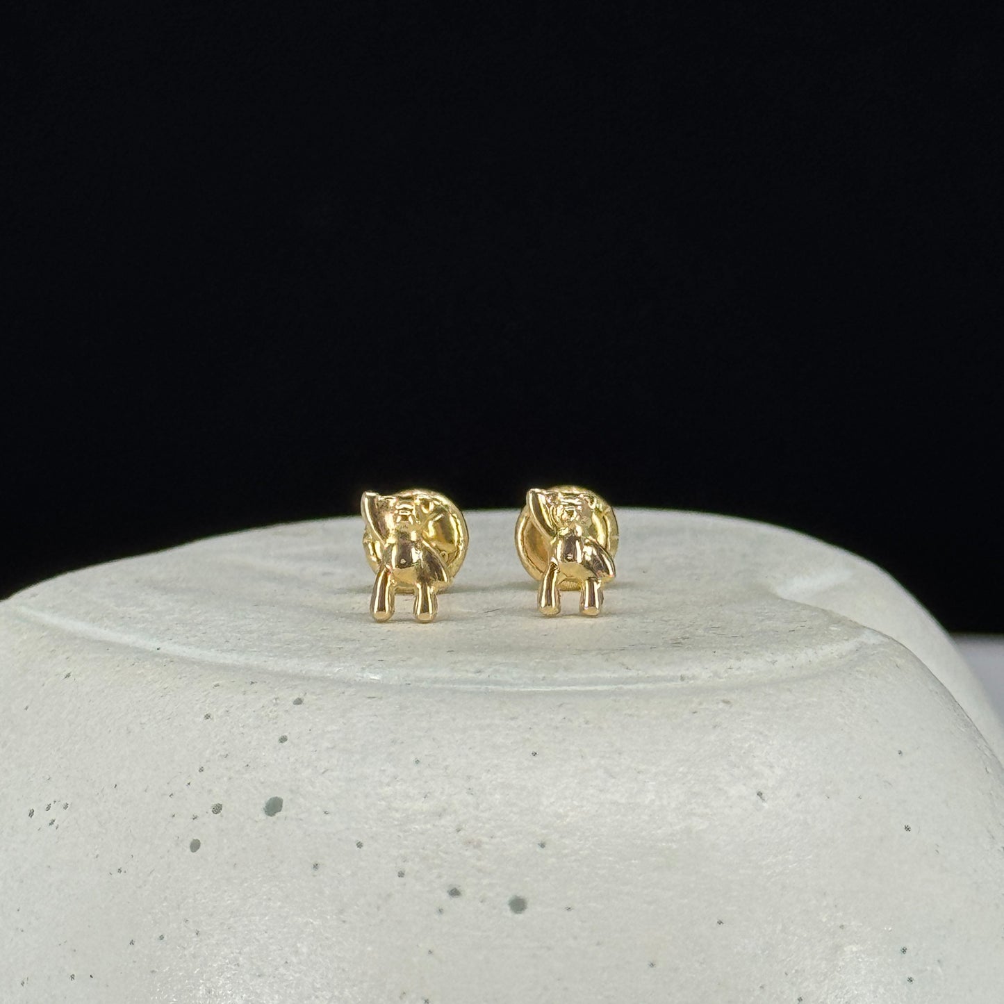 Aretes Osito Saludo en Oro 18K