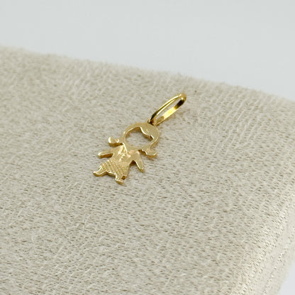 Dije Niña en Placa oro 18k ✨