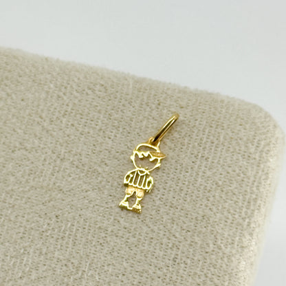 Dije Niño con Gorrito oro 18k ✨