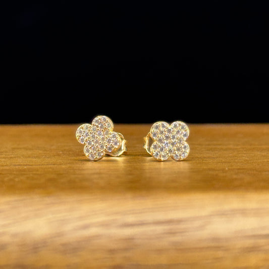 Aretes Trébol Brillante en Oro 18K