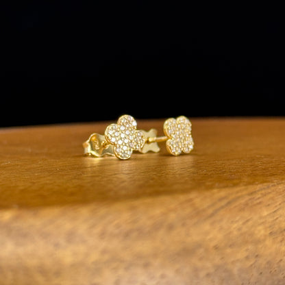 Aretes Trébol Brillante en Oro 18K
