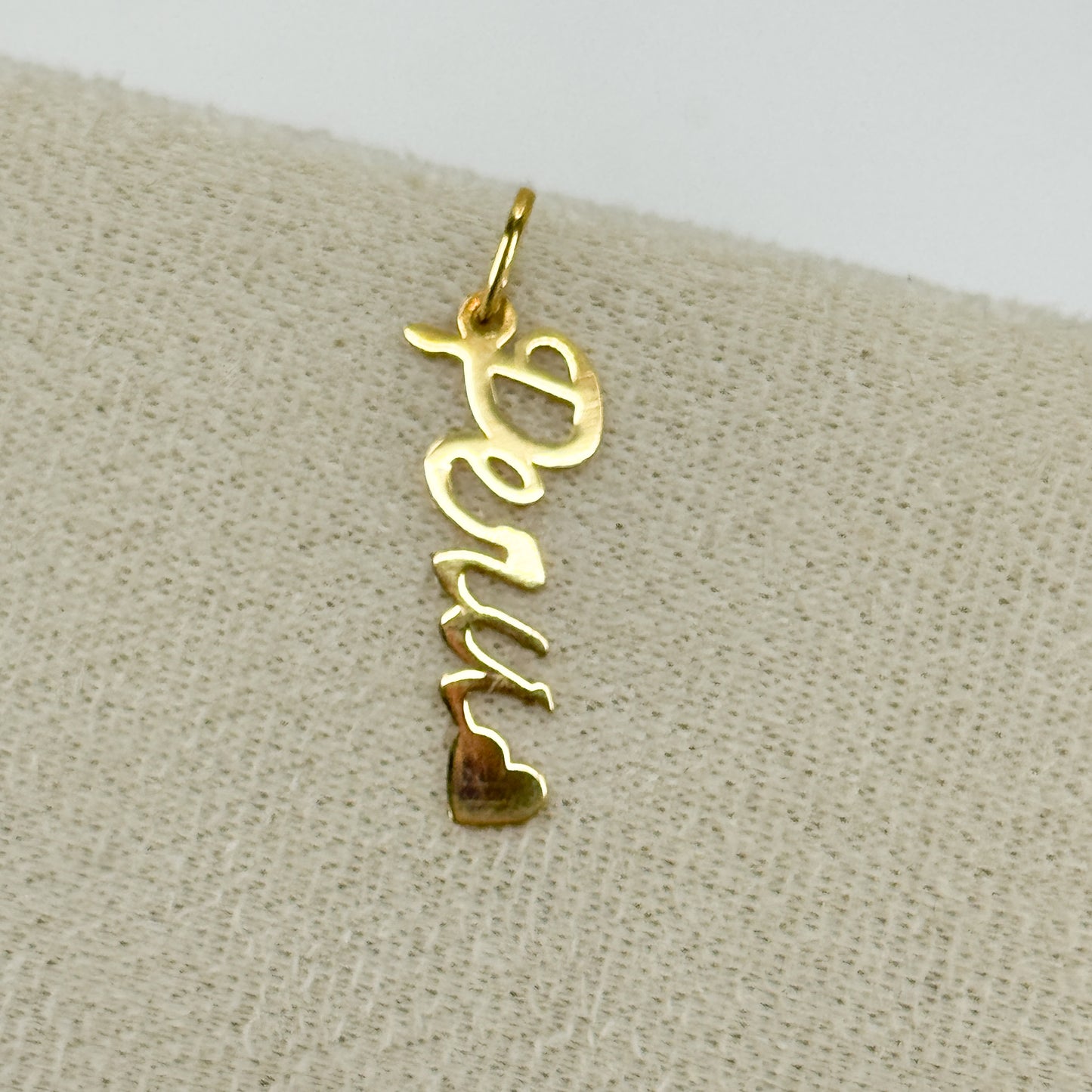 Dije “Perú de Corazón”