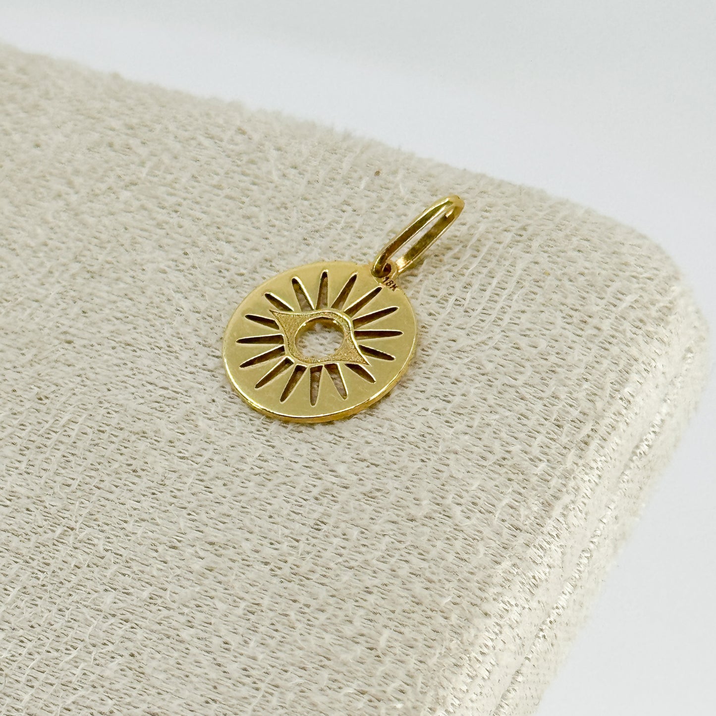 Dije “Sol Radiante”