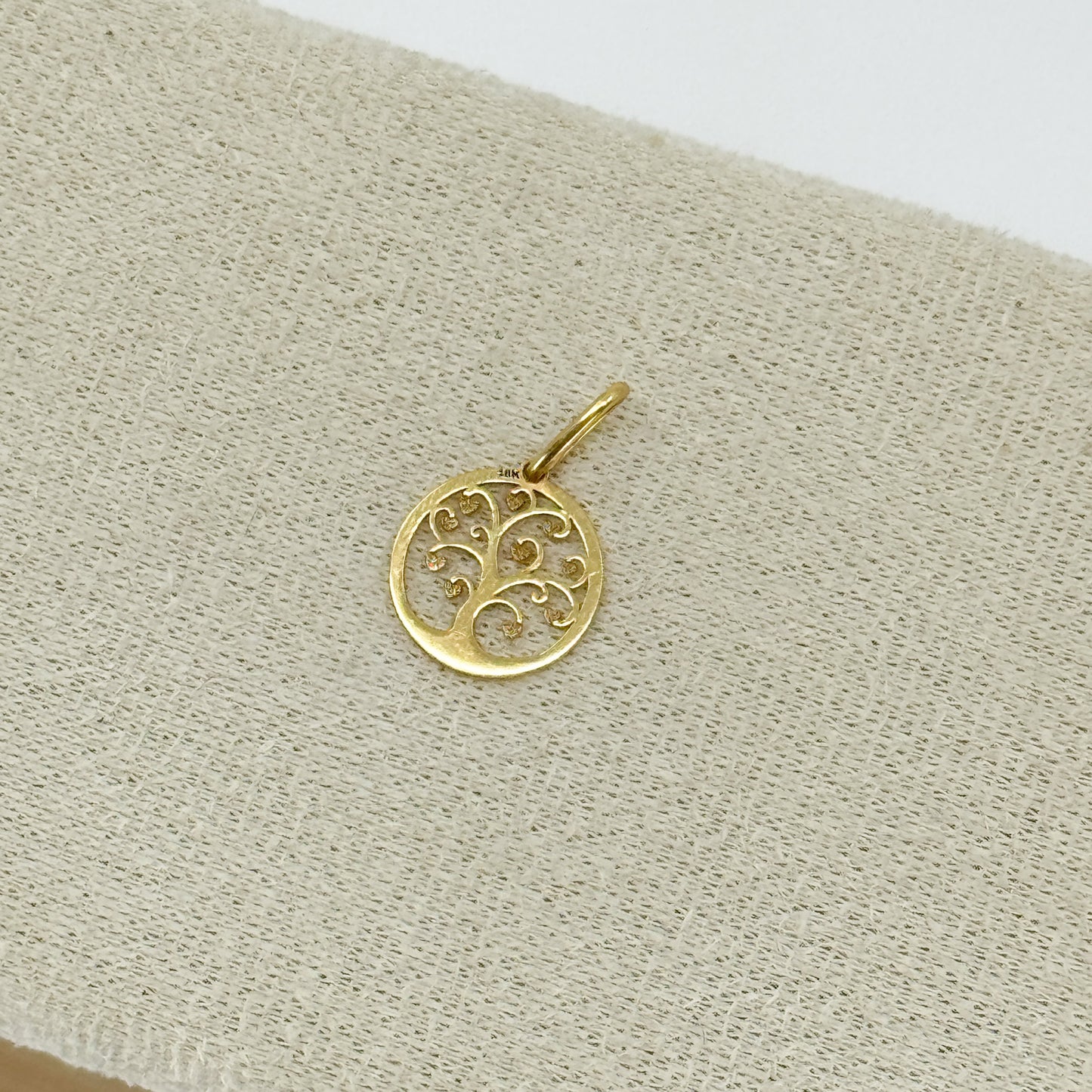 Dije Árbol de la Vida “Corazones de Raíz”