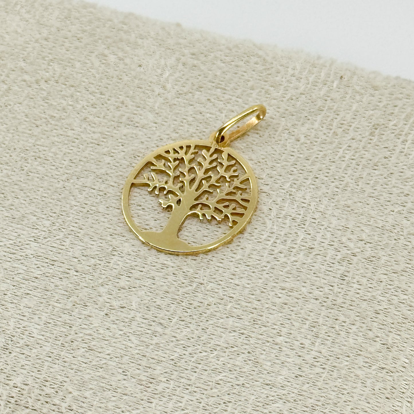 Dije Árbol de la Vida “Raíces Eternas”