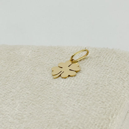 Dije “Trébol de Amor”