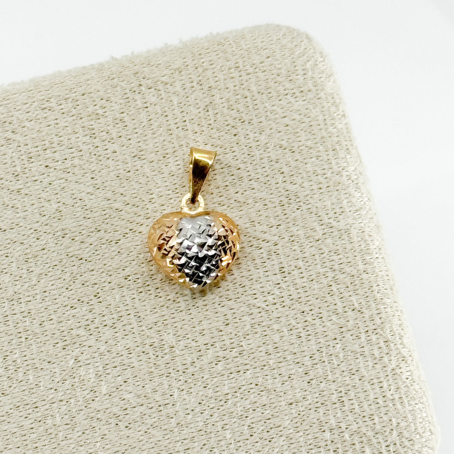 Dije Corazón Tricolor Bombé