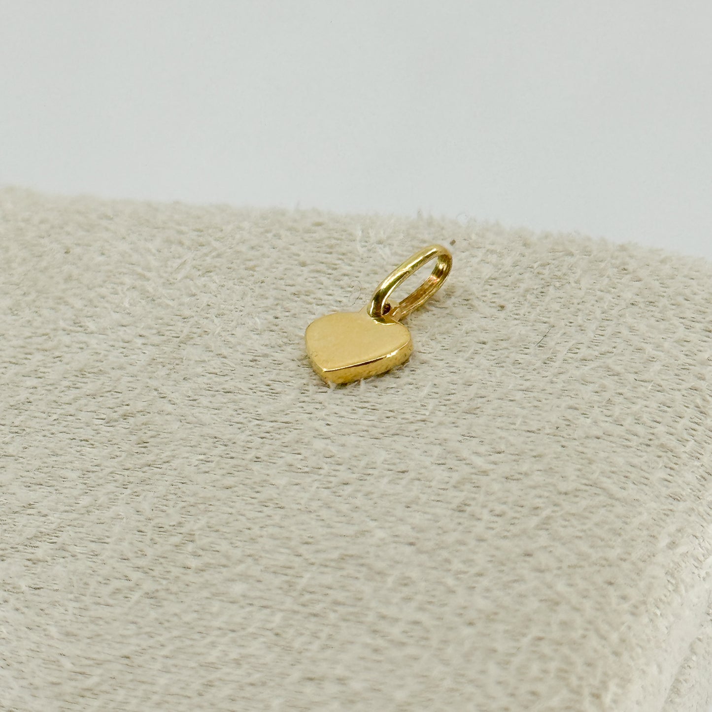 Dije “Corazón Sólido”