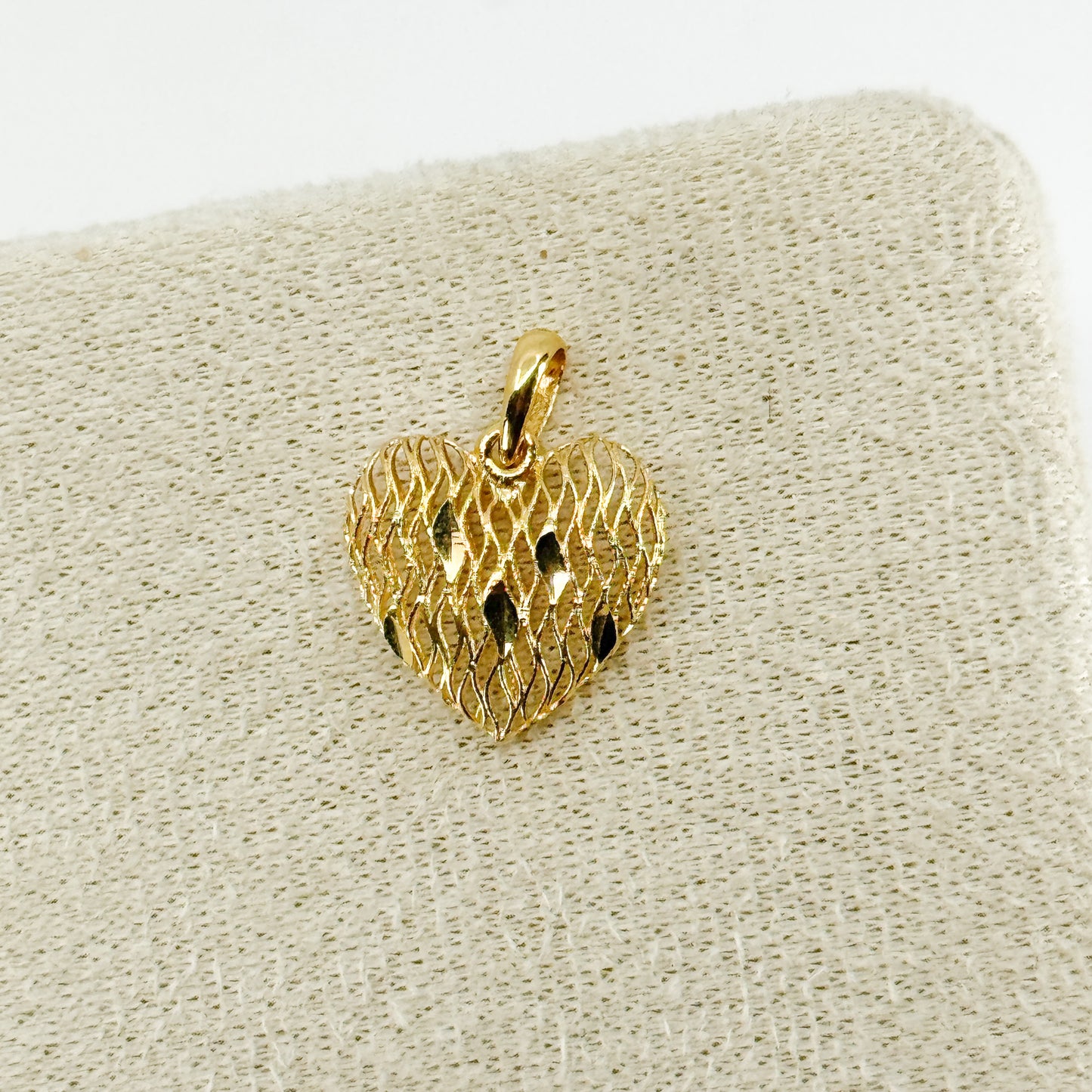 Dije “Corazón Trenzado”