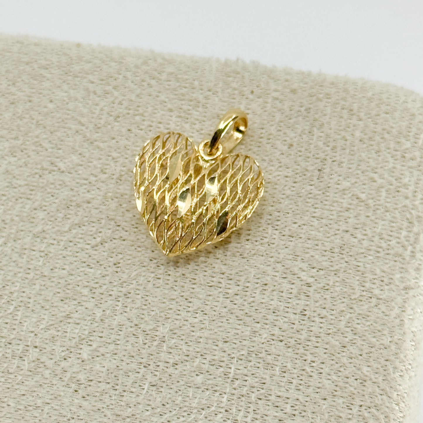 Dije “Corazón Trenzado”