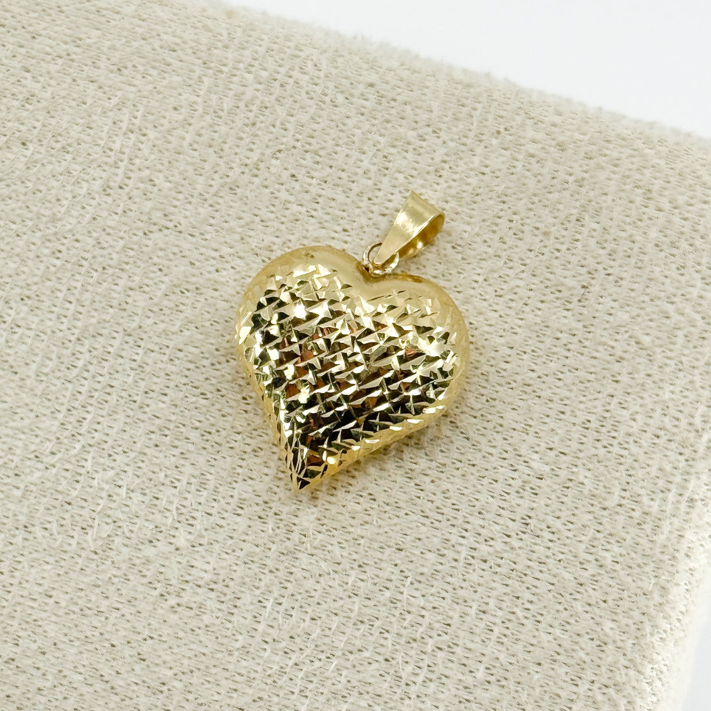 Dije Heart Bombé Facetado