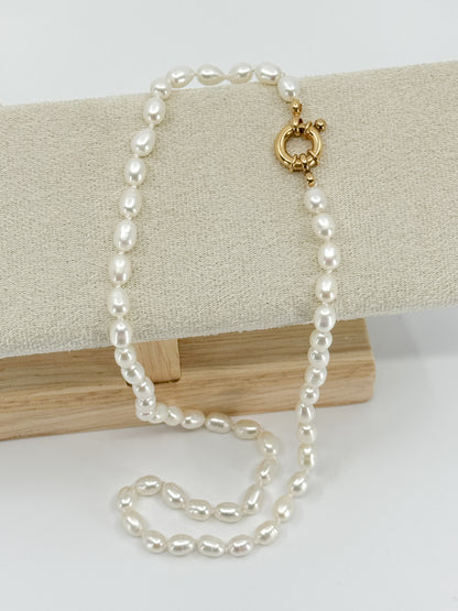 Collar Perla del Río y Broche Timón en Oro 18k 45cm