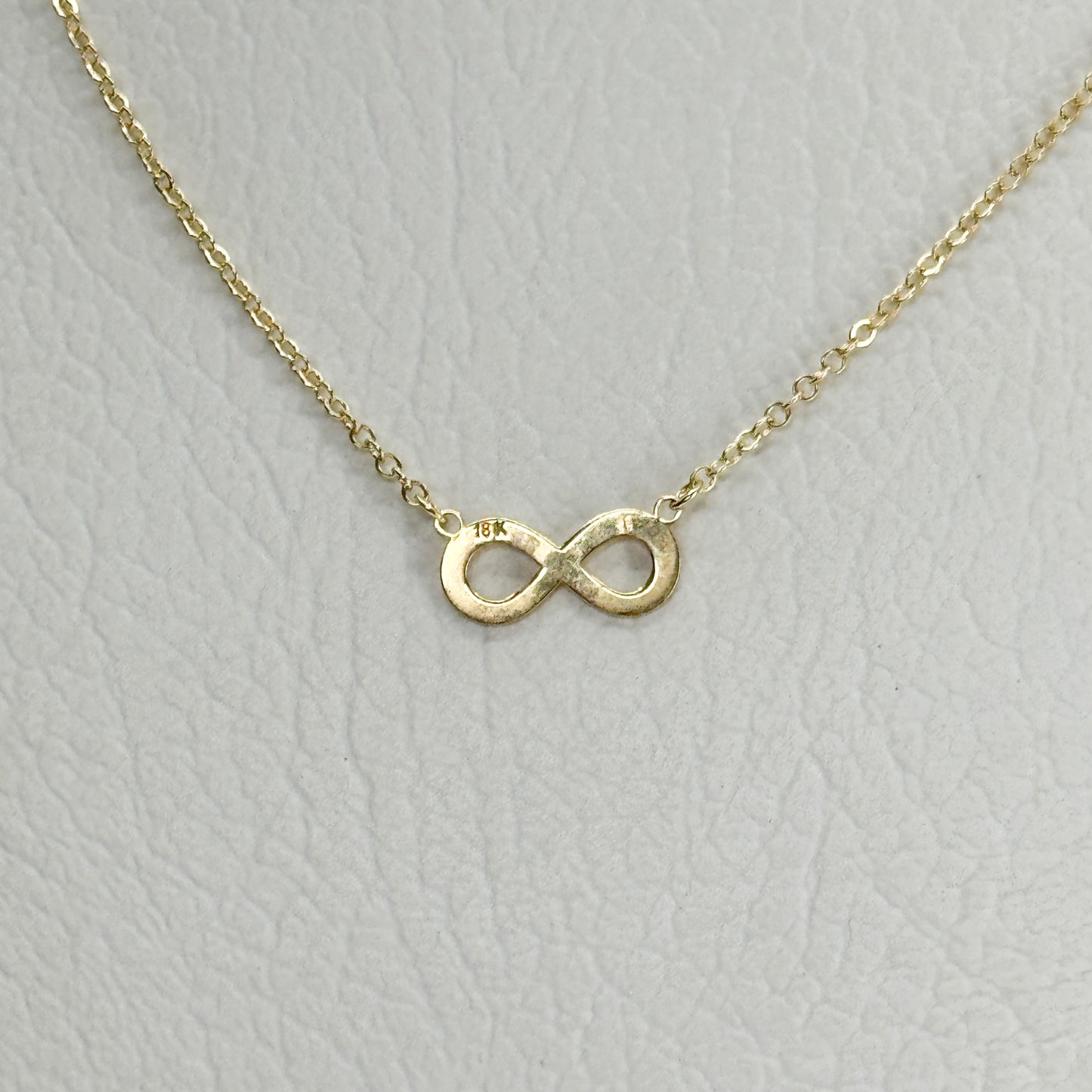 Collar “Infinito de Amor”