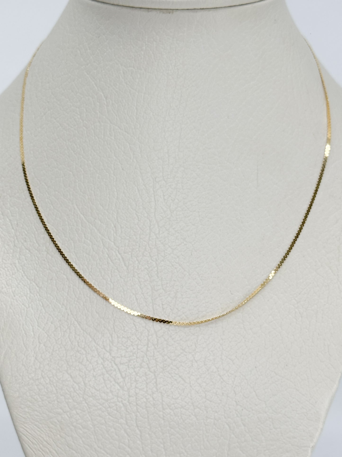 Collar “Snake Ondas de Luz”