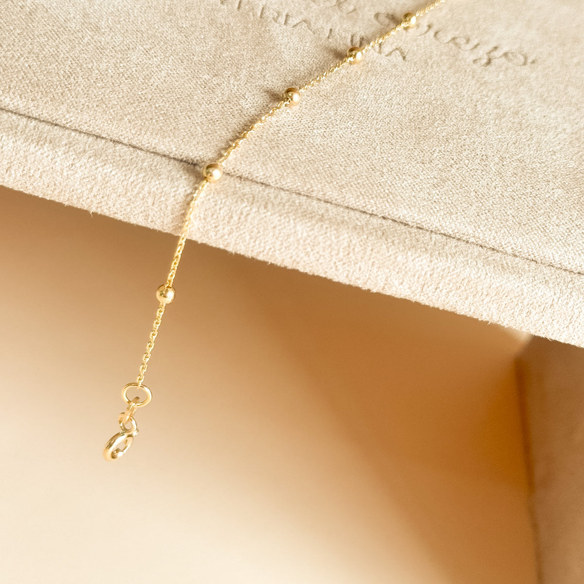 Pulsera Satélite Clásica 18k✨