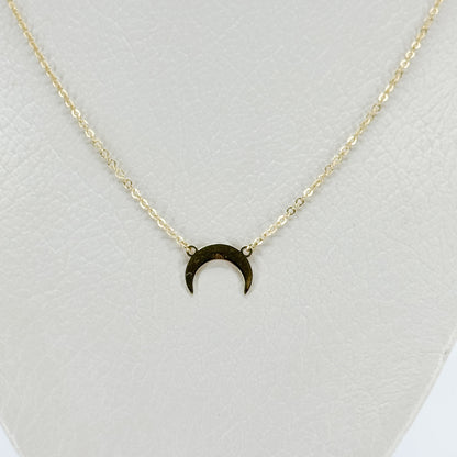 Collar “Luna Invertida”