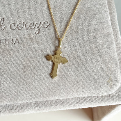 Dije Cruz Religiosa en Oro 18k