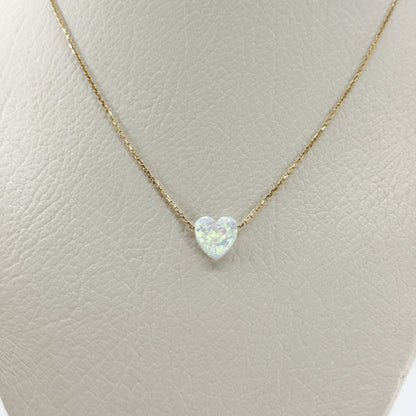 Collar “Corazón Ópalo de Luz”