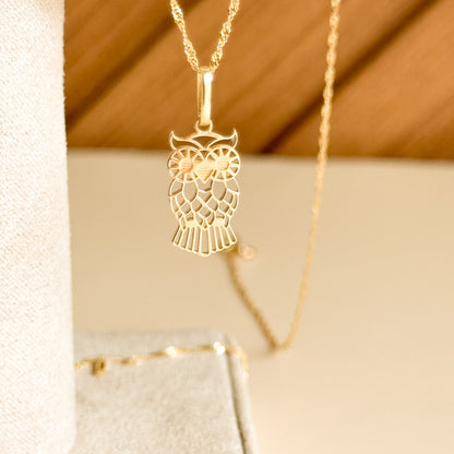 Dije Búho Calado en Oro 18k