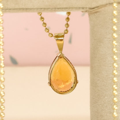 Dije Citrino Gota Natural en Oro 18k