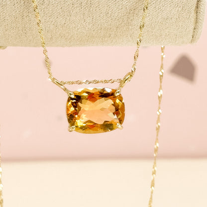 Dije Citrino Rectangular Natural en Oro 18k