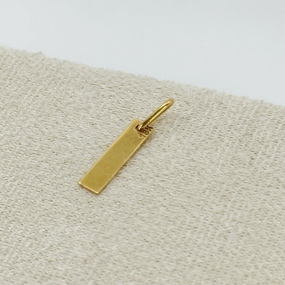 Dije Rectangular Personalizable “Memorias Grabadas”