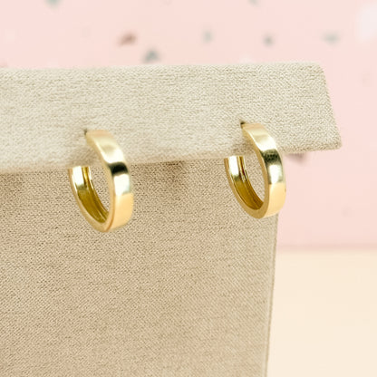 Argolla Modelo Cinta en Oro 18k