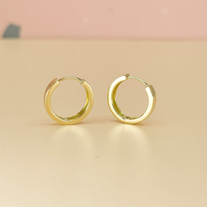 Argolla Modelo Cinta en Oro 18k
