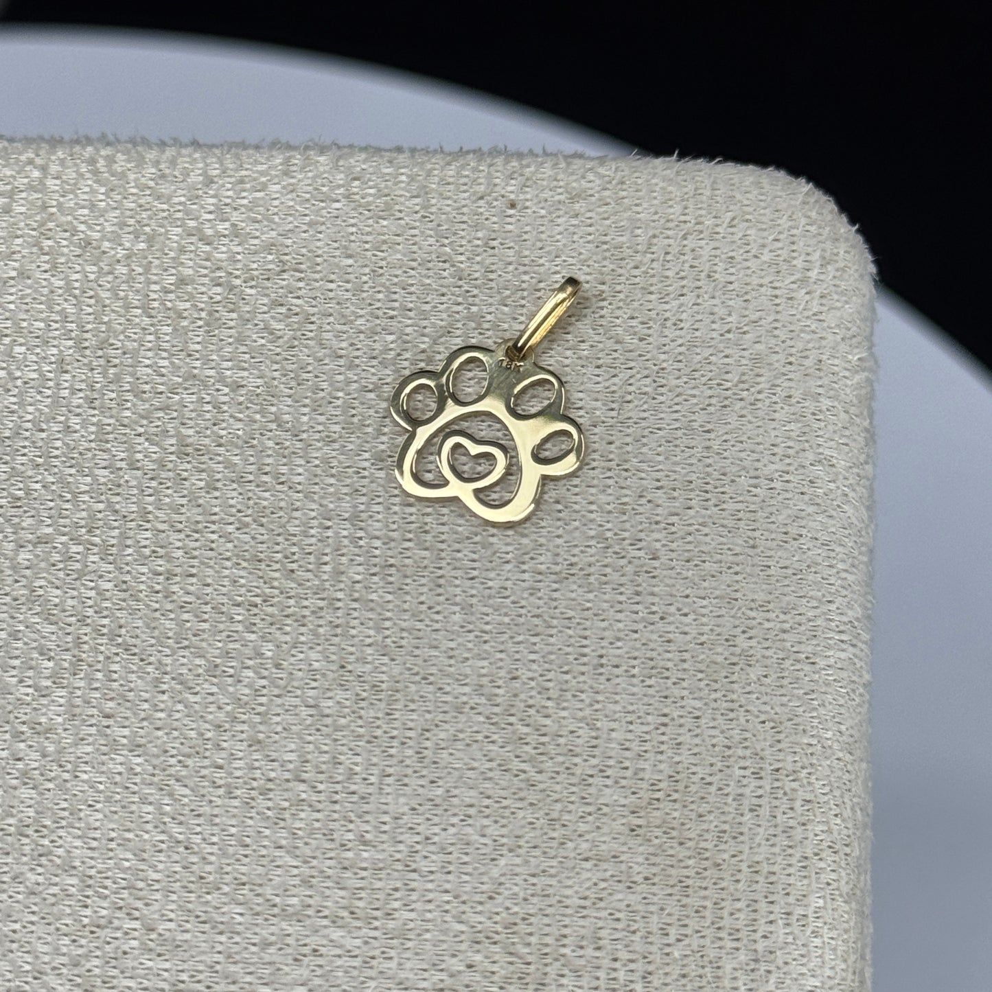 Dije Huellita de Amor en Oro 18K