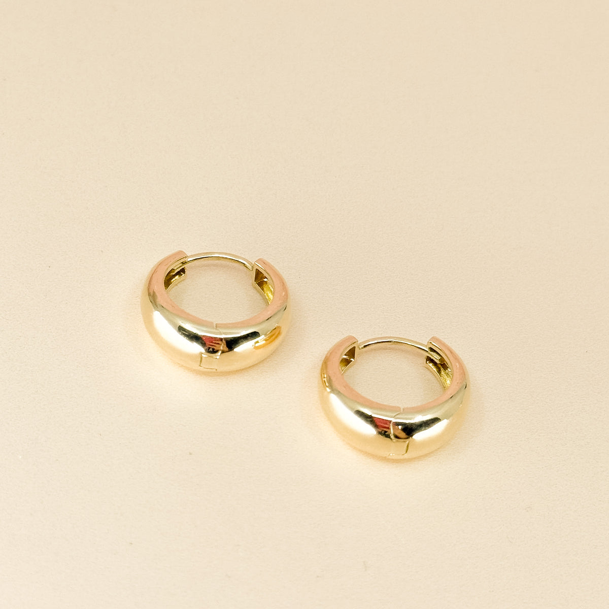Argolla Modelo Canoa en Oro 18k