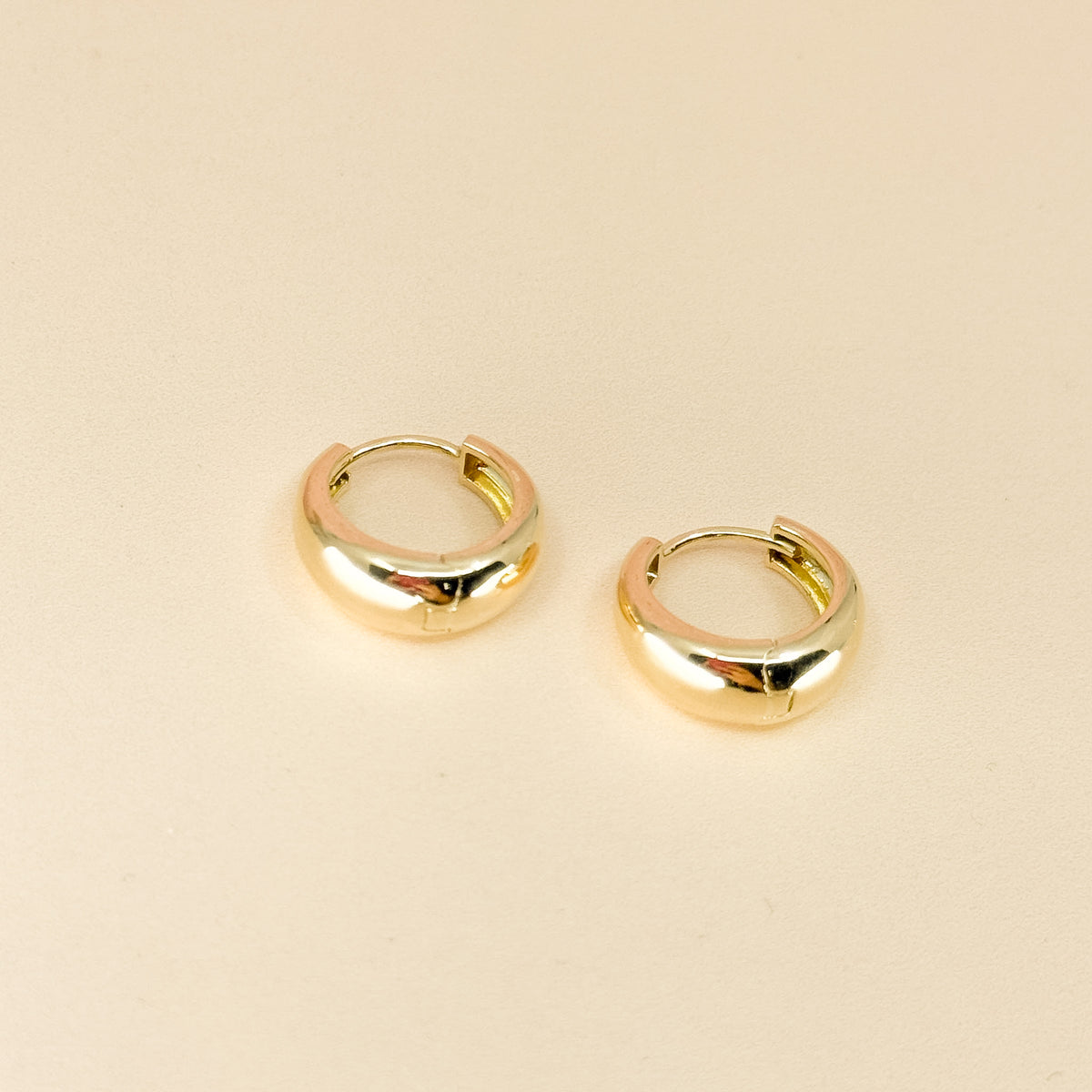 Argolla Modelo Canoa en Oro 18k