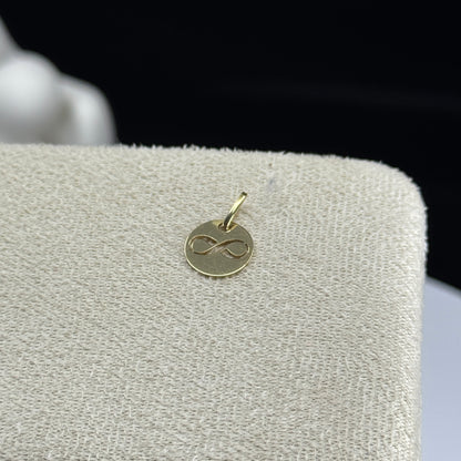 Dije Infinito Eterno Calado en Oro 18K