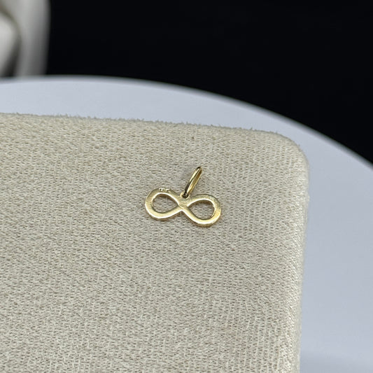 Dije Infinito de Amor en Oro 18K