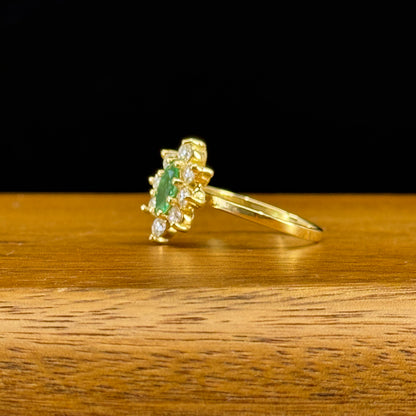 Anillo Esmeralda Colombiana y Diamantes Oro 18K