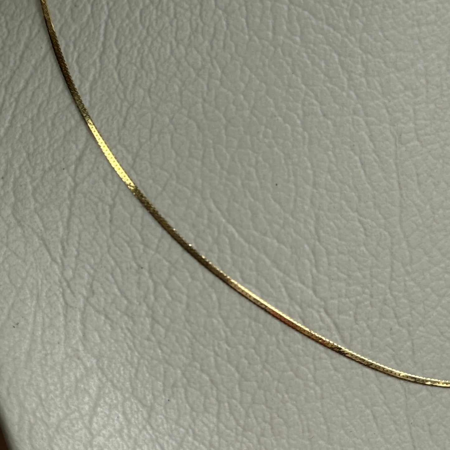 Cadena Snake Delicada – Oro 18K