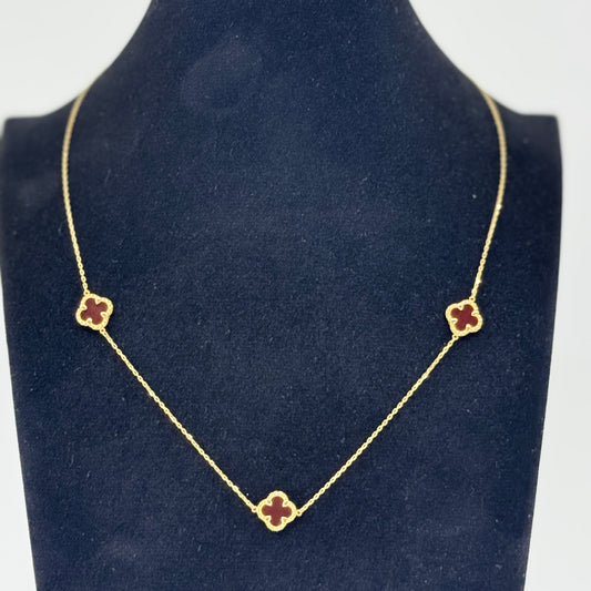 Collar Trébol Rubí – Oro 18K